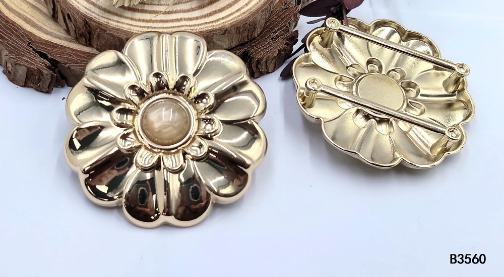 Metal Scarf Buckle Clasp for Scarves and Outfits