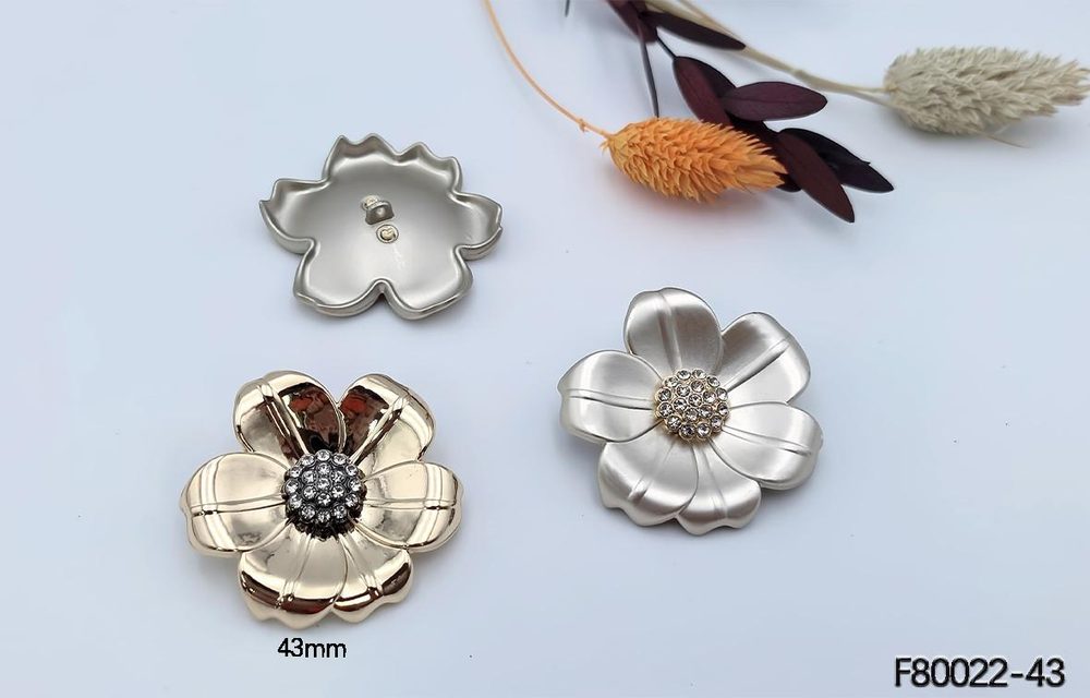 Large Metal Brooch Scarf Buckle for Coats and Bags