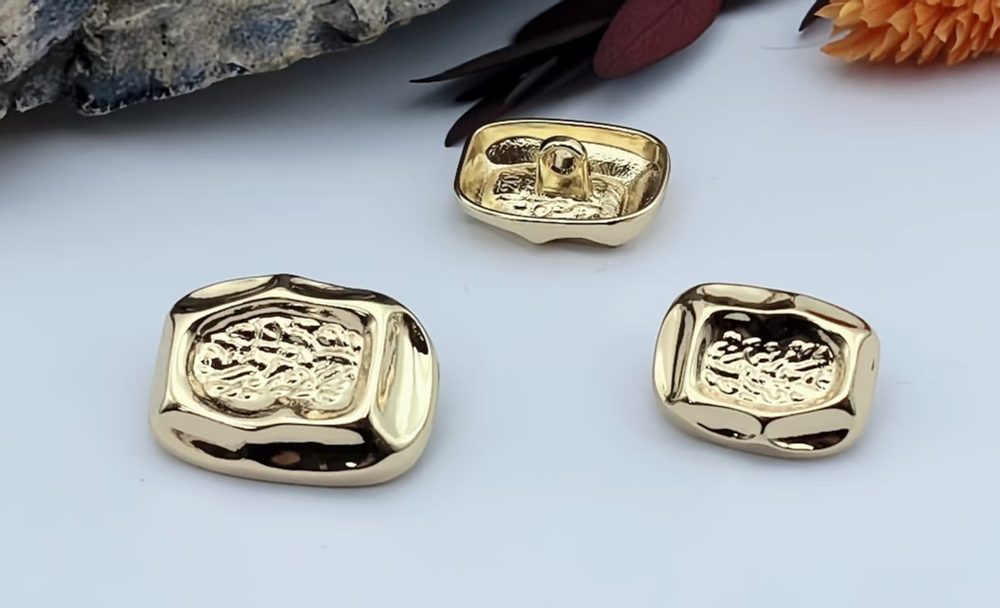 Metal Sew-on Buttons for Coats, Suits & Knitwear