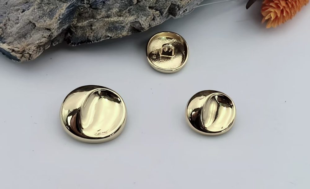 Metal Sew-On Buttons in Two Sizes for Coats Blazers