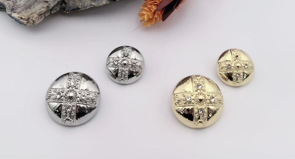Metal Sew-On Buttons in Two Sizes for Coats and Suits