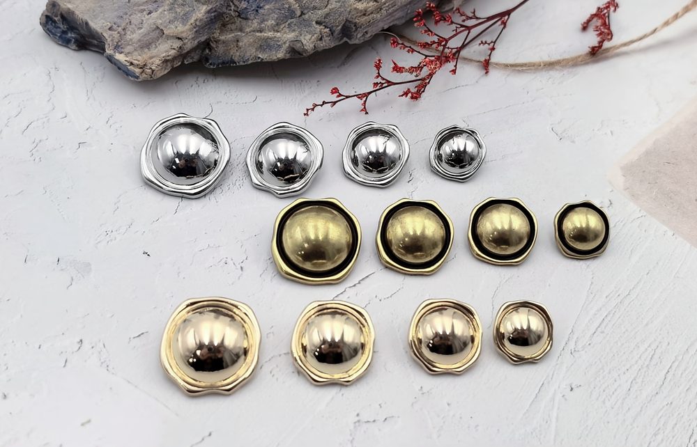 Metal Mushroom Sew-On Buttons in Multi Sizes