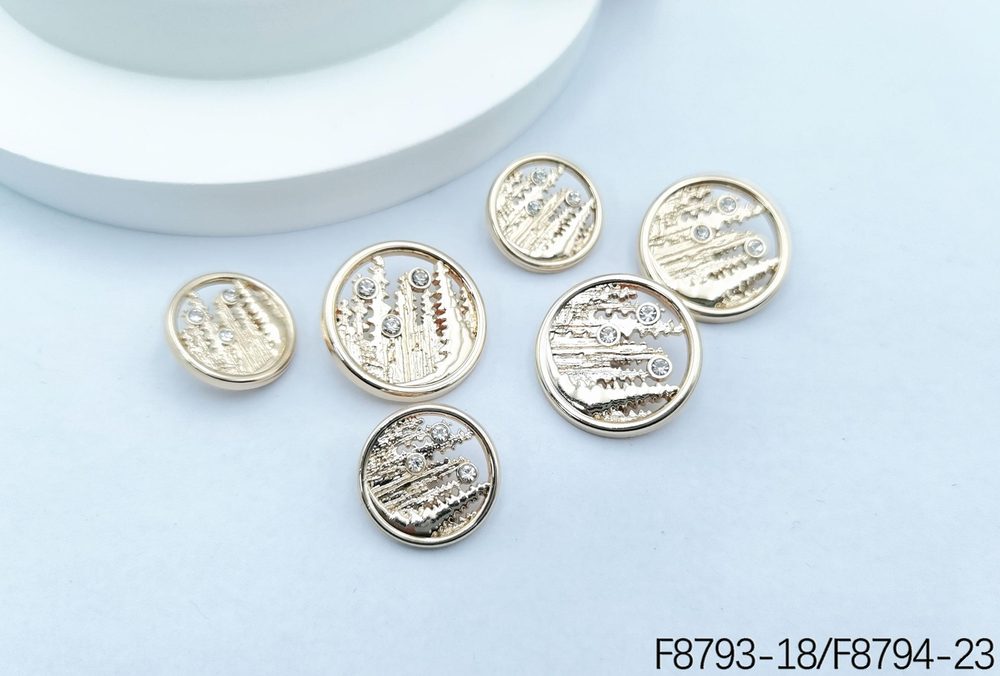 Metal Sew-On Buttons in Two Sizes for Coats and Suits
