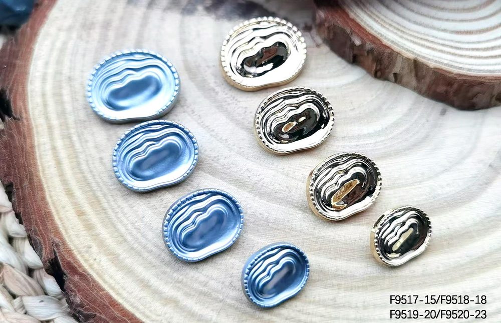 Metal Sew-On Buttons in Two Sizes for Coats and Suits