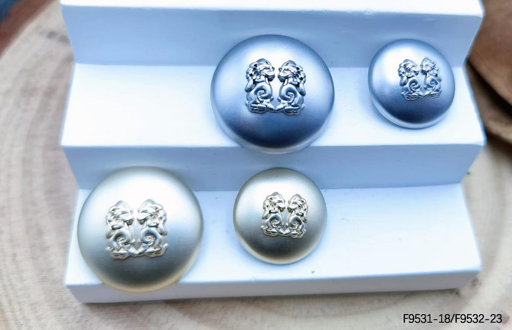Metal Sew-on Buttons F9531/F9532 for Coats & Suits