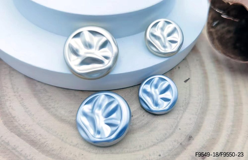 Metal Sew-On Buttons in Two Sizes for Coats & Suits