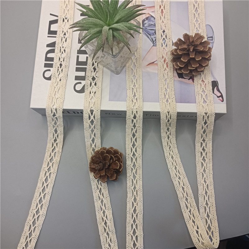 精美蕾丝花边辅料 适用于服装婚纱与手工DIY