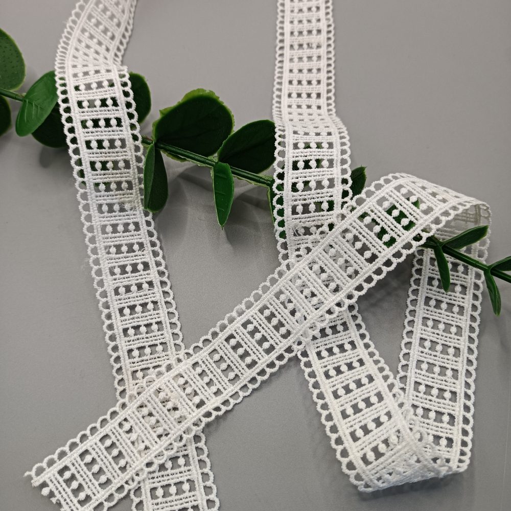 Lace Trim for Garment, Bridal & Lingerie Decoration
