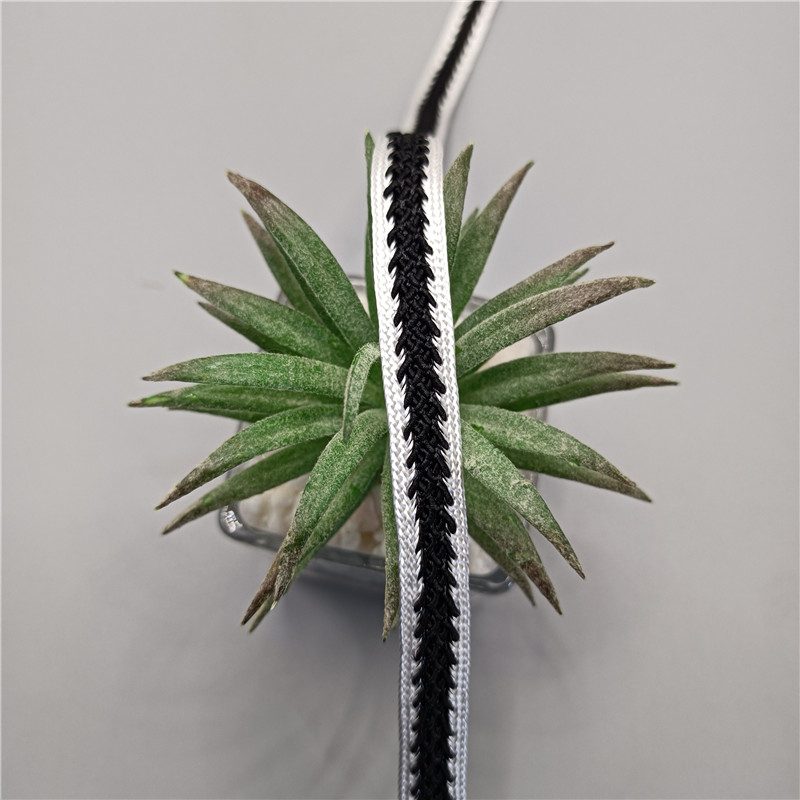 High-Quality Polyester Ribbon for Garment Decoration and DIY Crafts