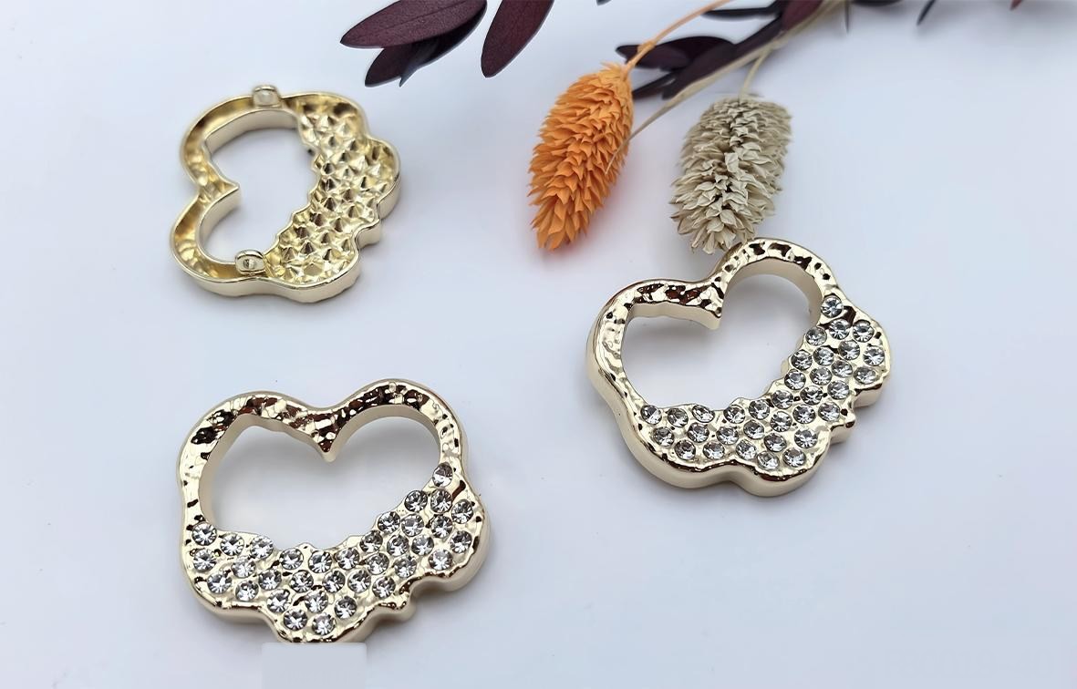 Decorative Flower Brooch 08