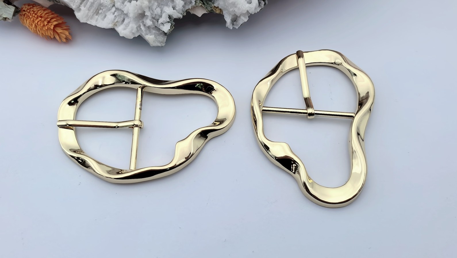 Pin Buckle H10008-40