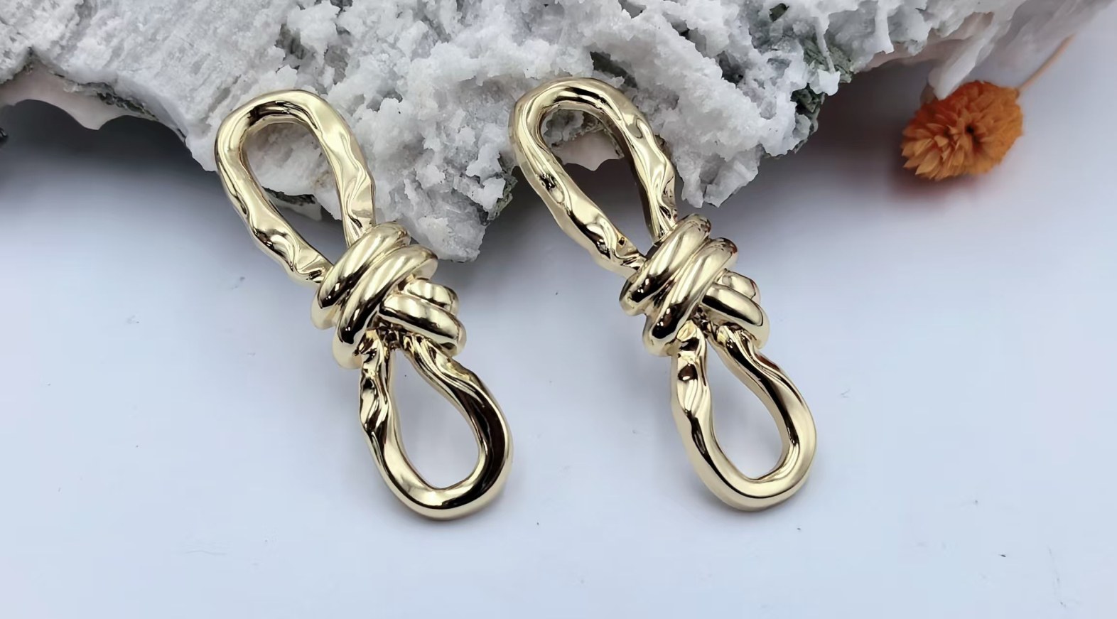 Pin Buckle H10021-66