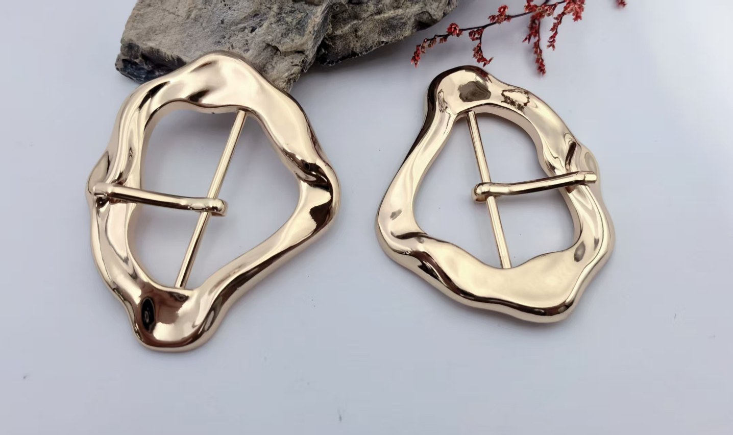 Pin Buckle H10047-40