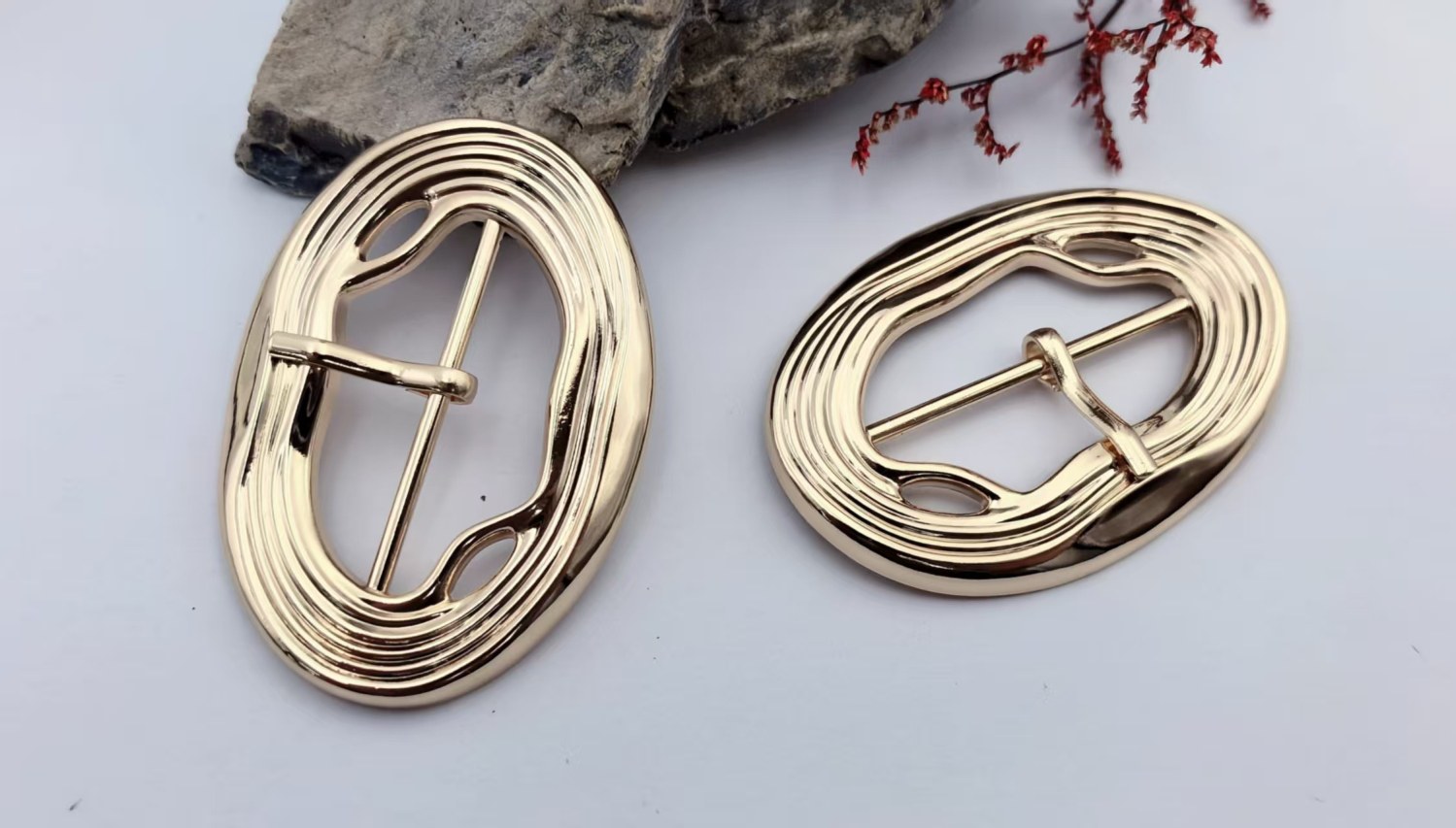 Pin Buckle H10049-40