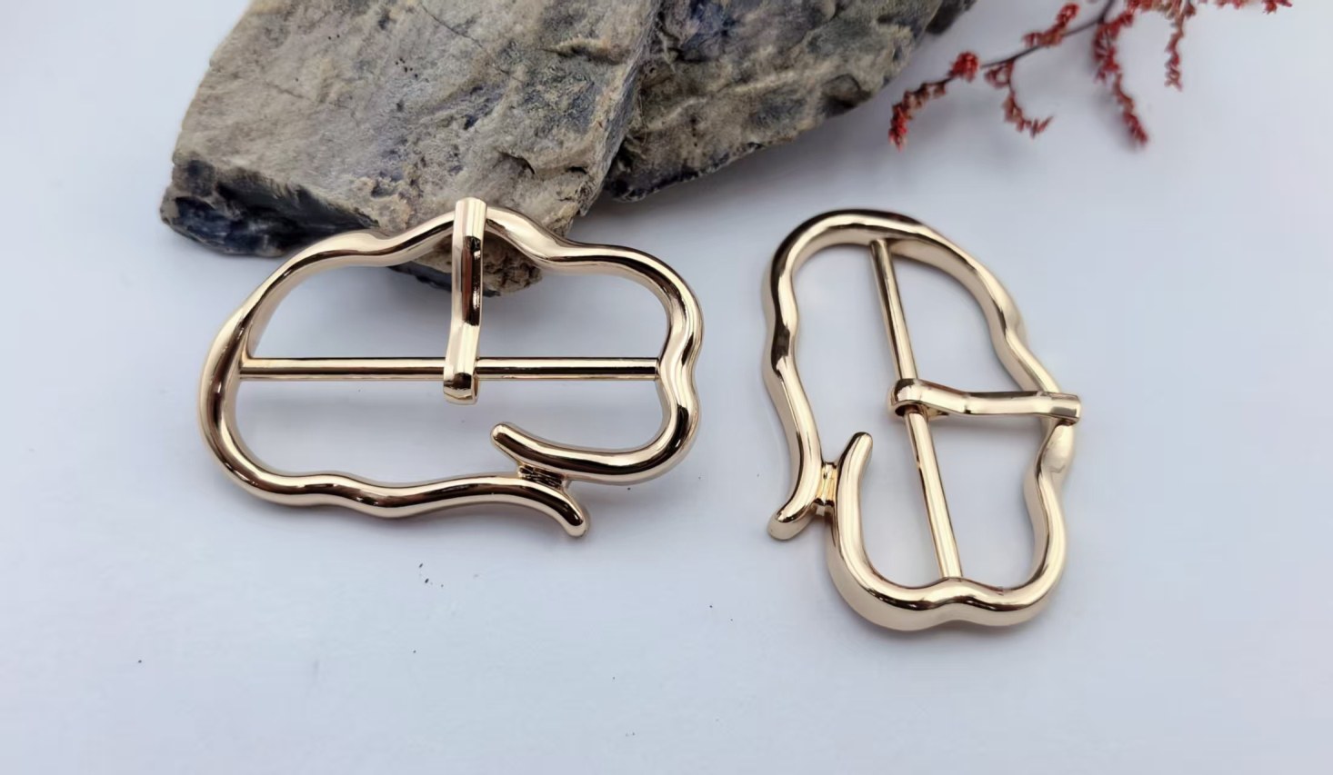 Pin Buckle H10054-40