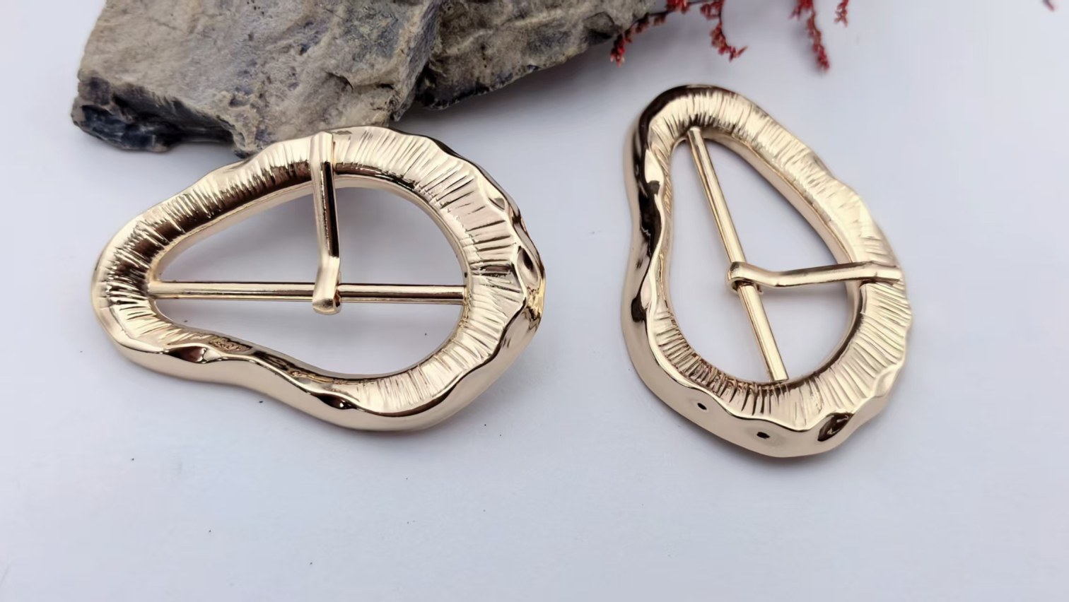 Pin Buckle H10058-40