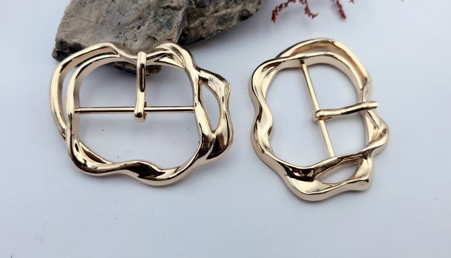 Pin Buckle H10061-40