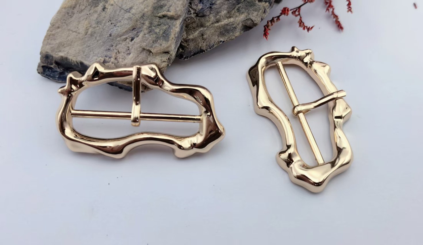 Pin Buckle H10063-40