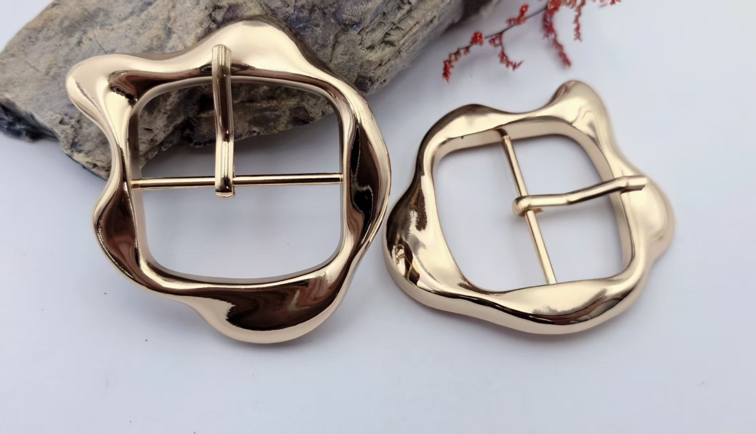 Pin Buckle H10064-40