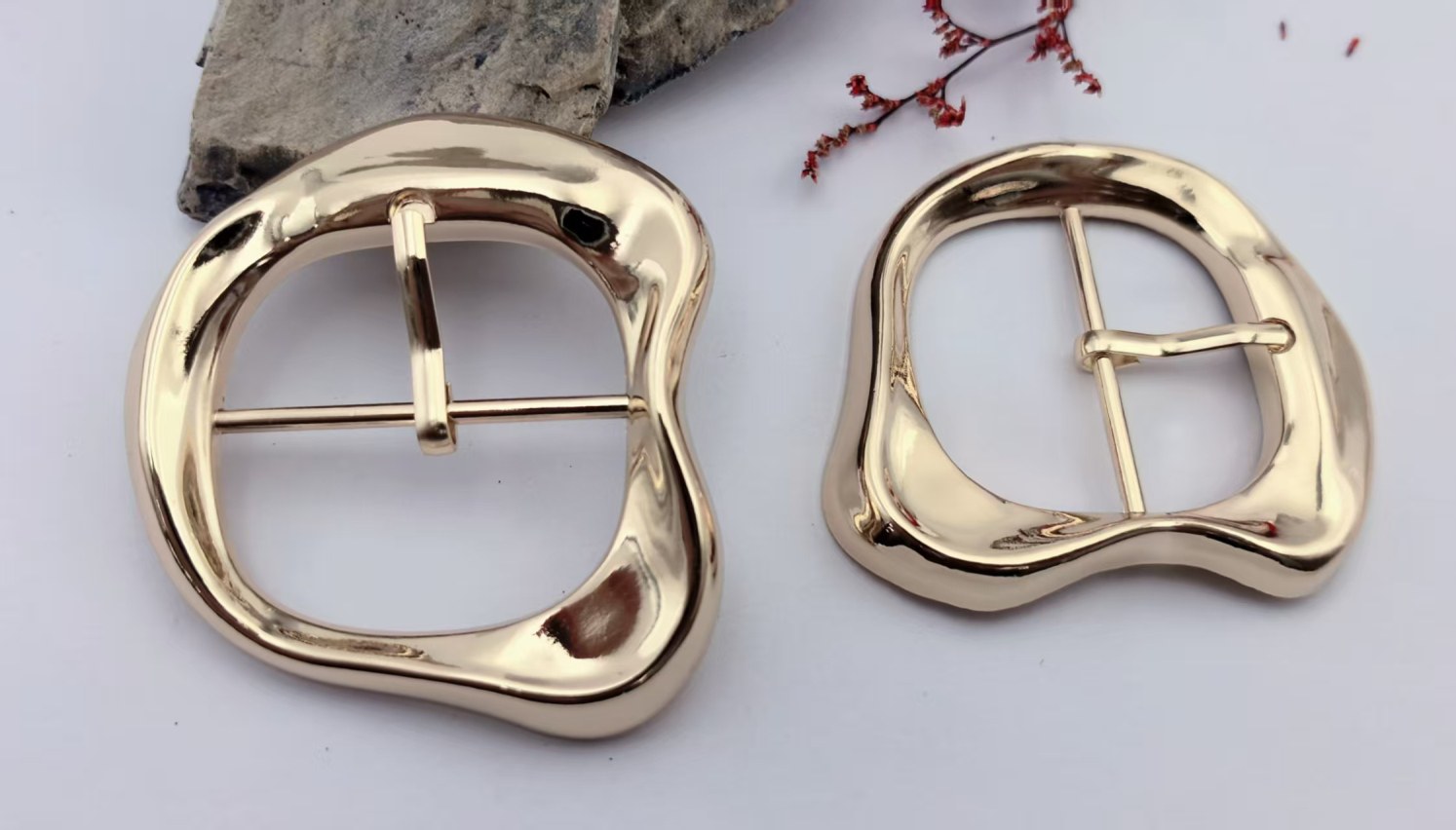 Pin Buckle H10070-40