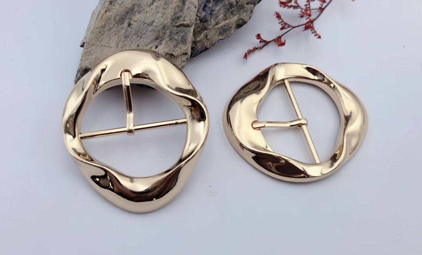 Pin Buckle H10082-40