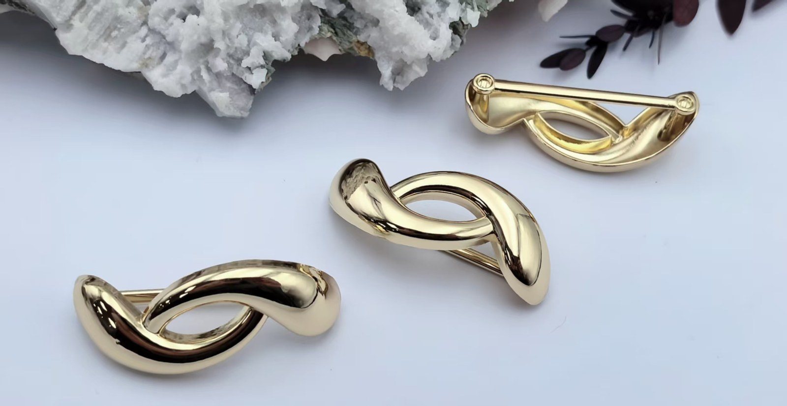 Scarf Buckle B3663