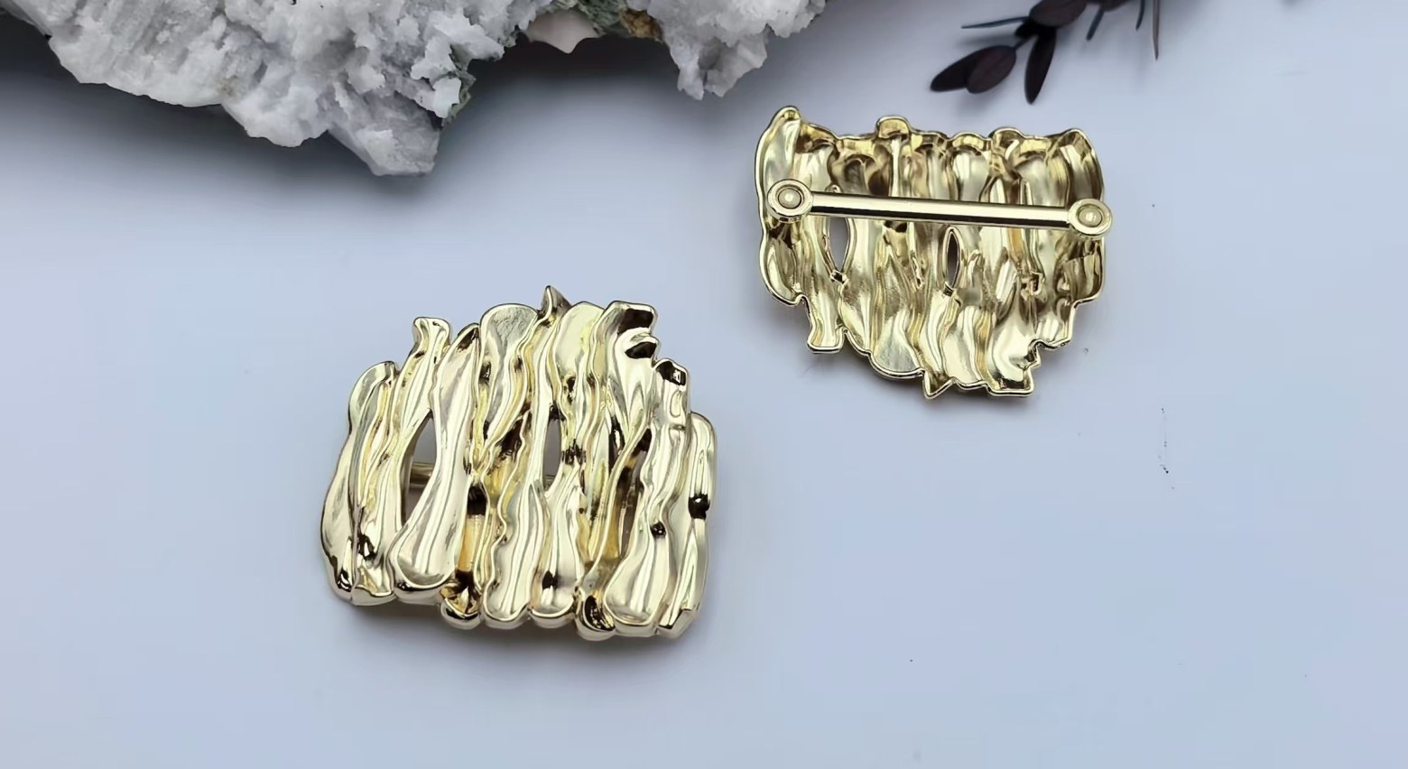 Scarf Buckle B3667