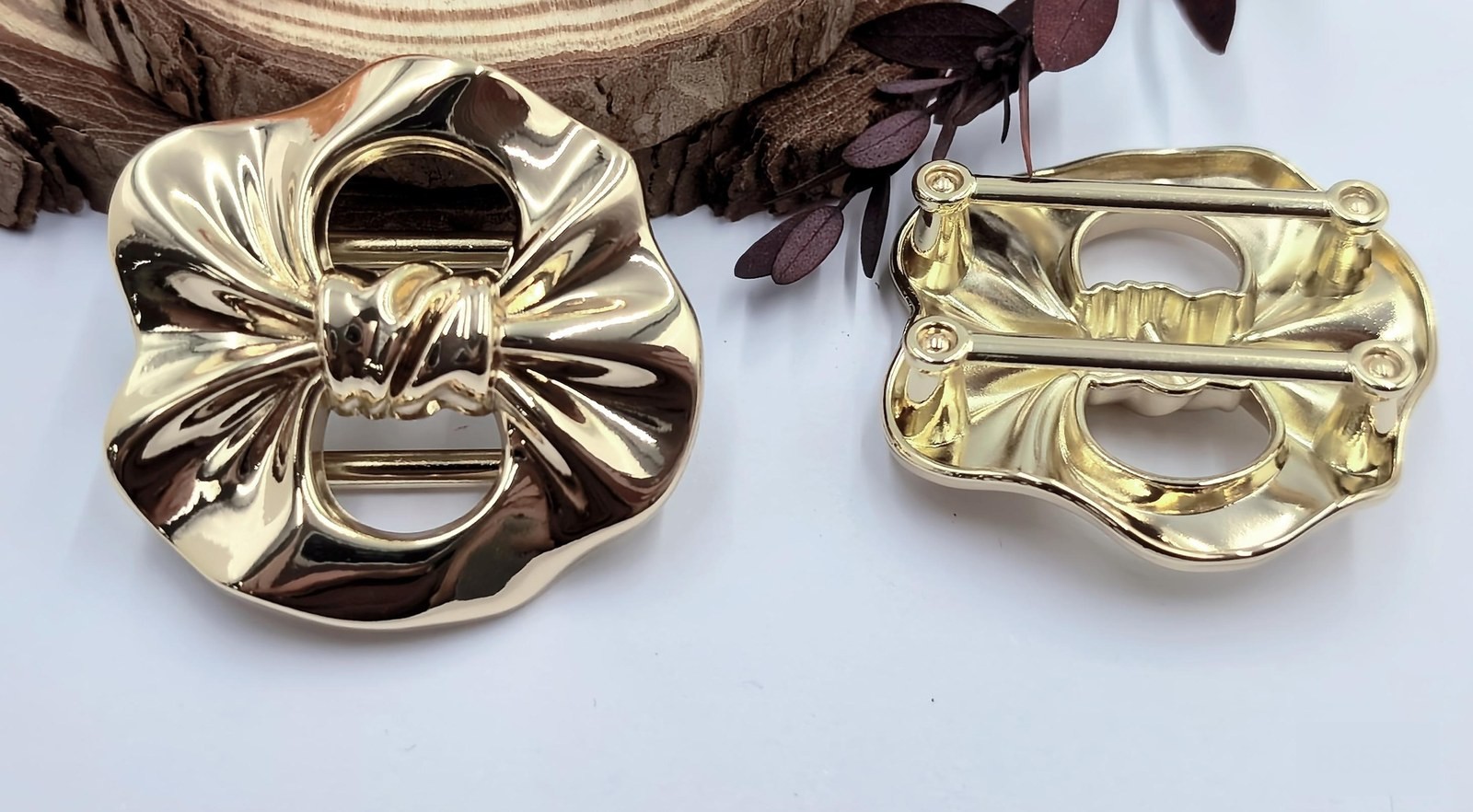 Scarf Buckle 12