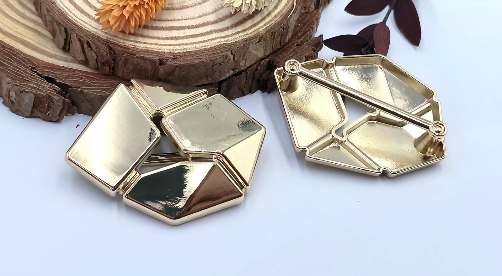 Scarf Buckle 15