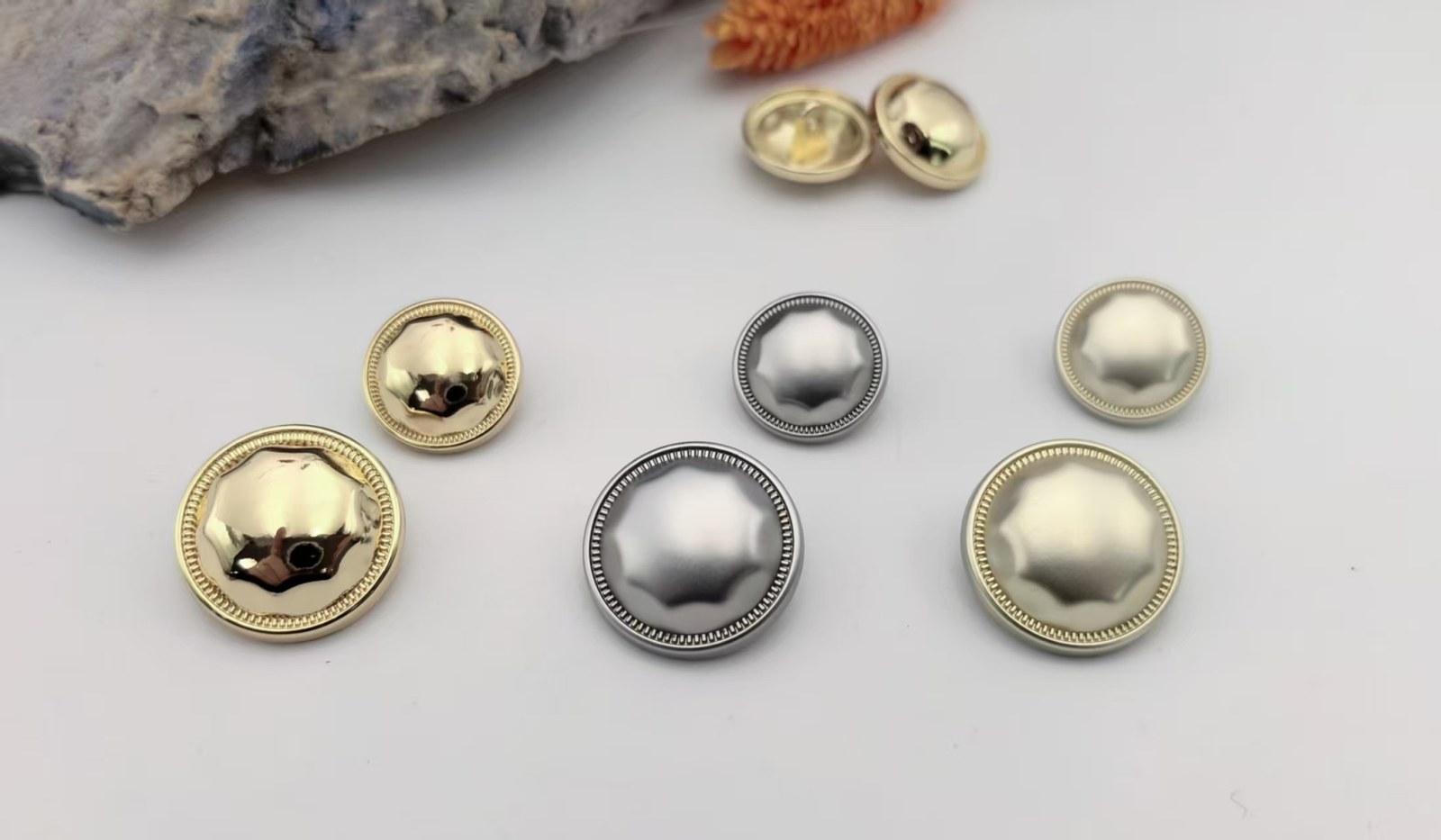 Sew-on Button F80300-18/F80301-23