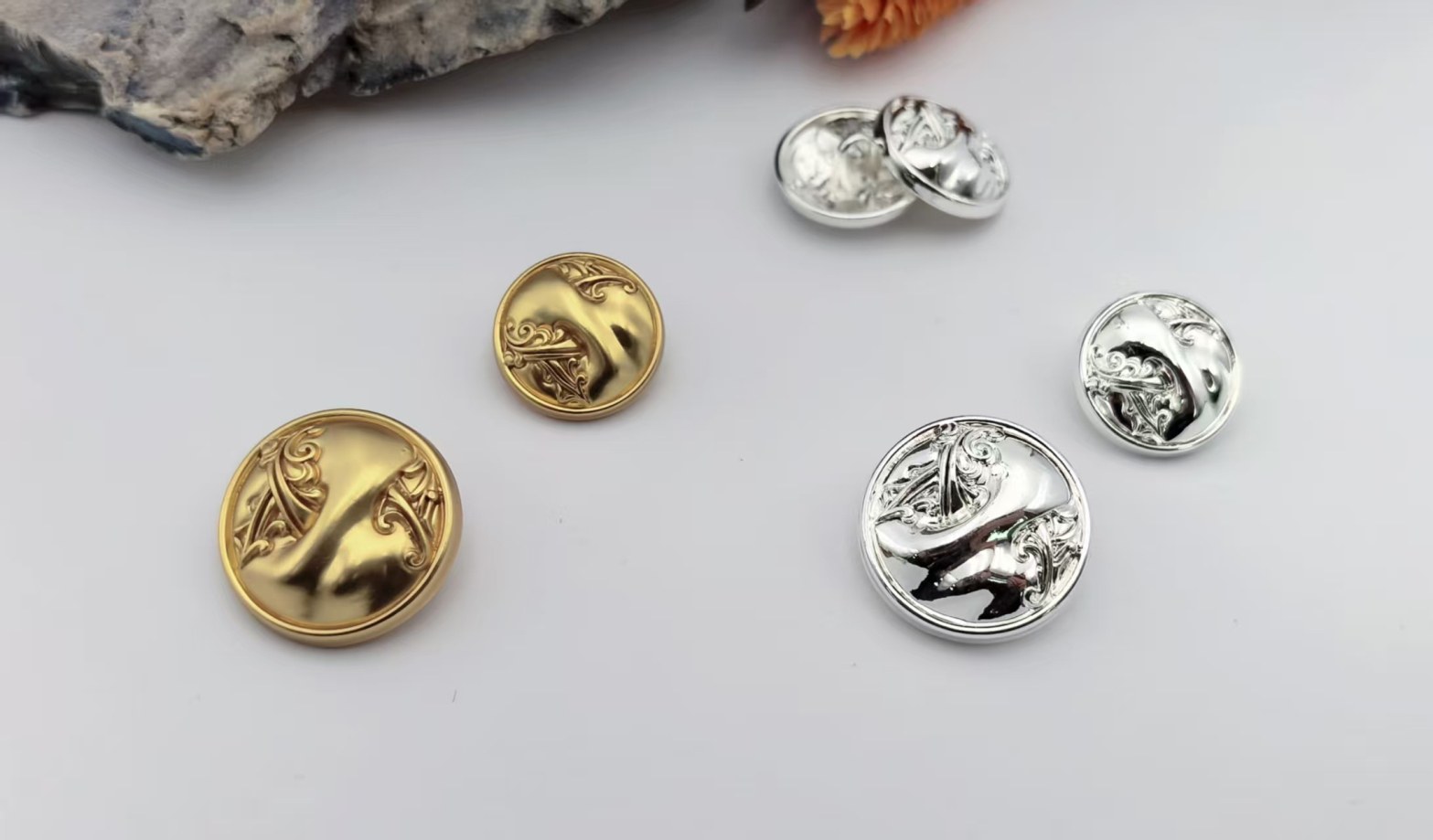 Sew-on Button F80316-18/F80317-23