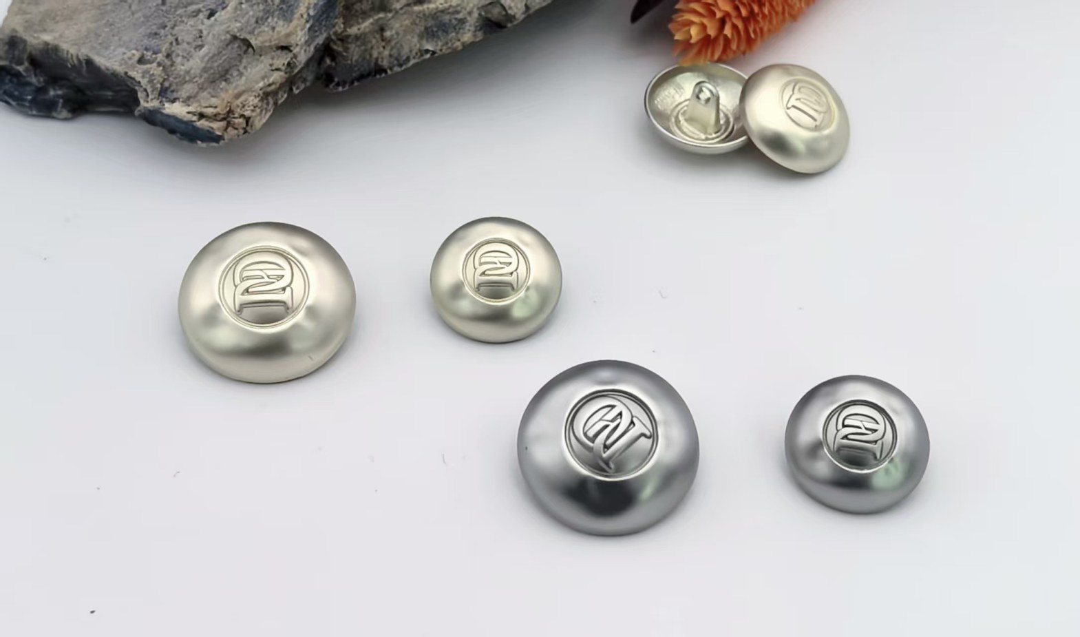 Sew-on Button F80328-18/F80329-23