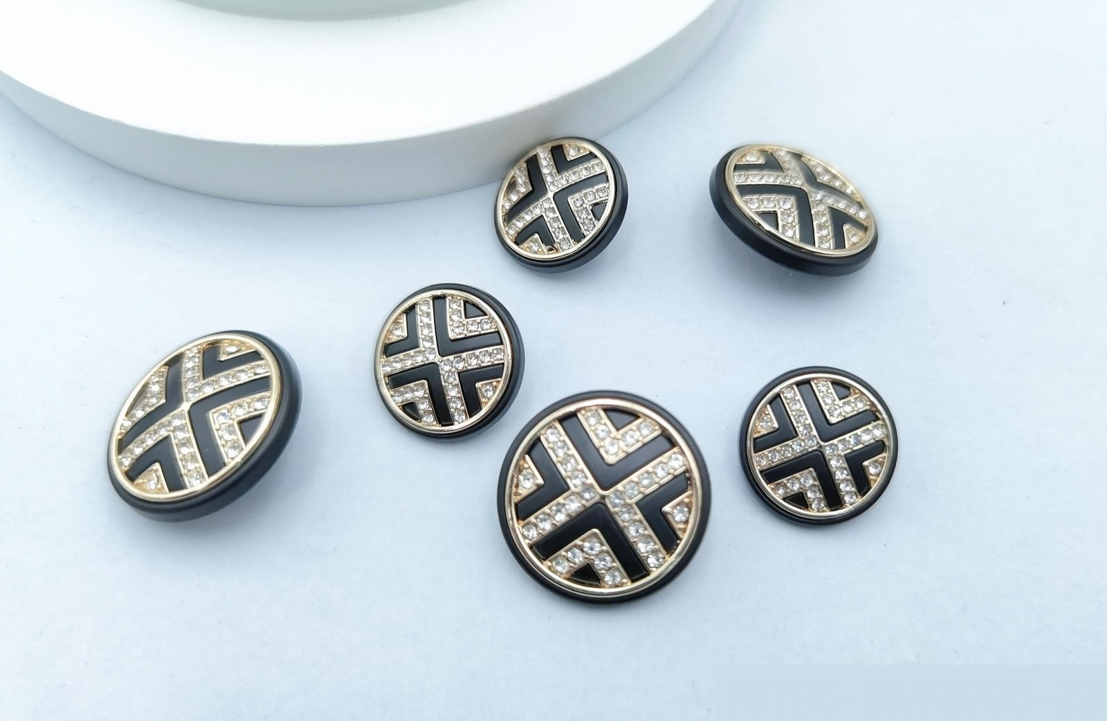 Sew-on Button SEW-ONBUTTON-22