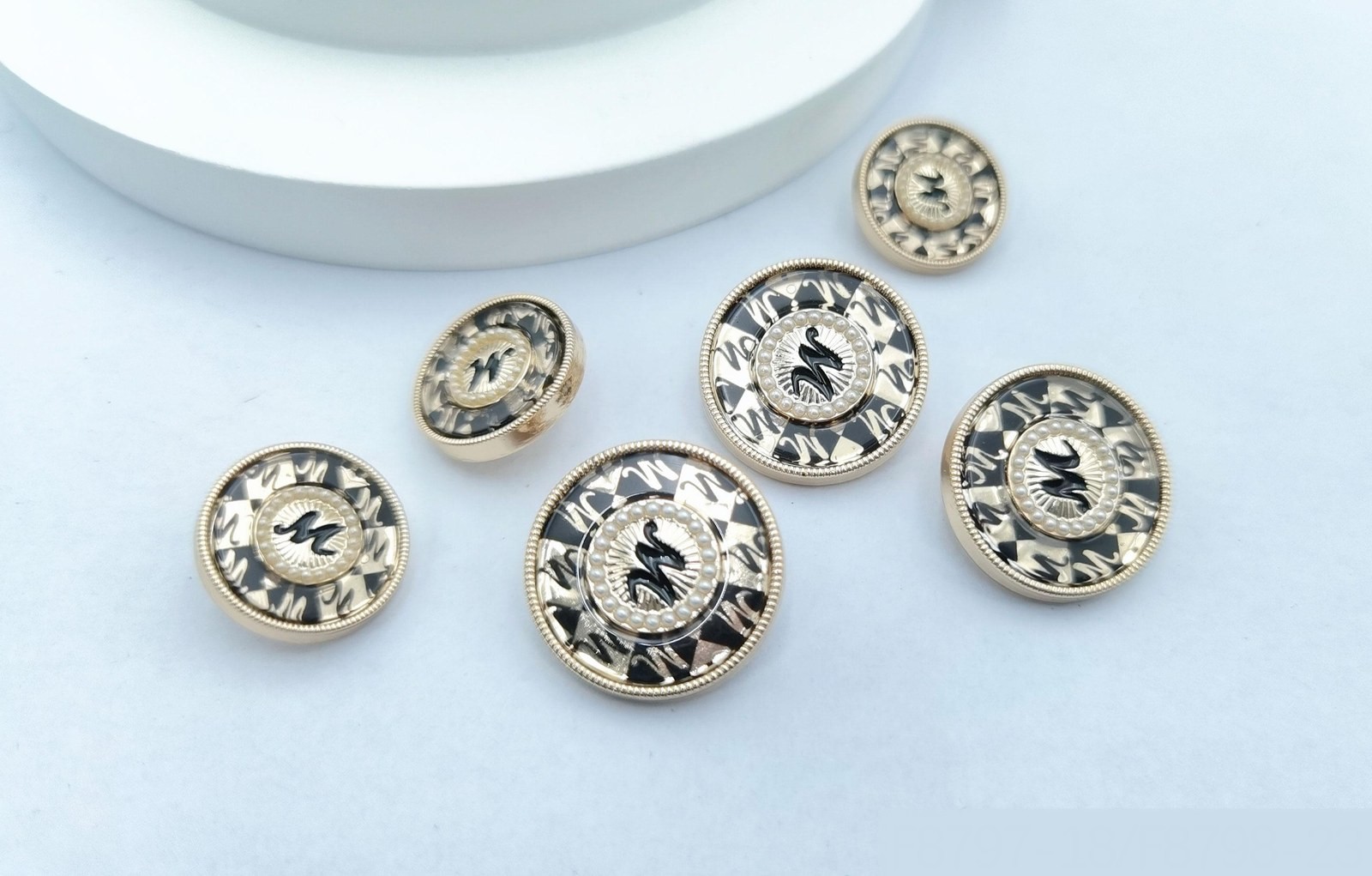 Sew-on Button SEW-ONBUTTON-23