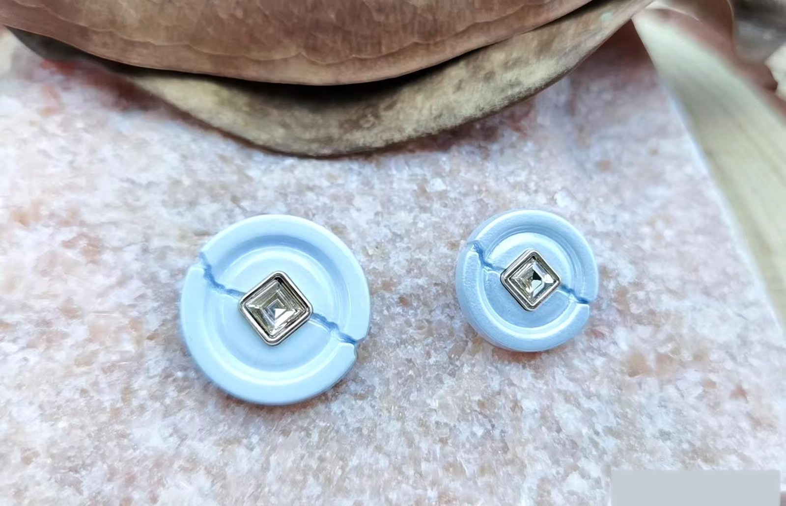 Sew-on Button SEW-ONBUTTON-34-p34