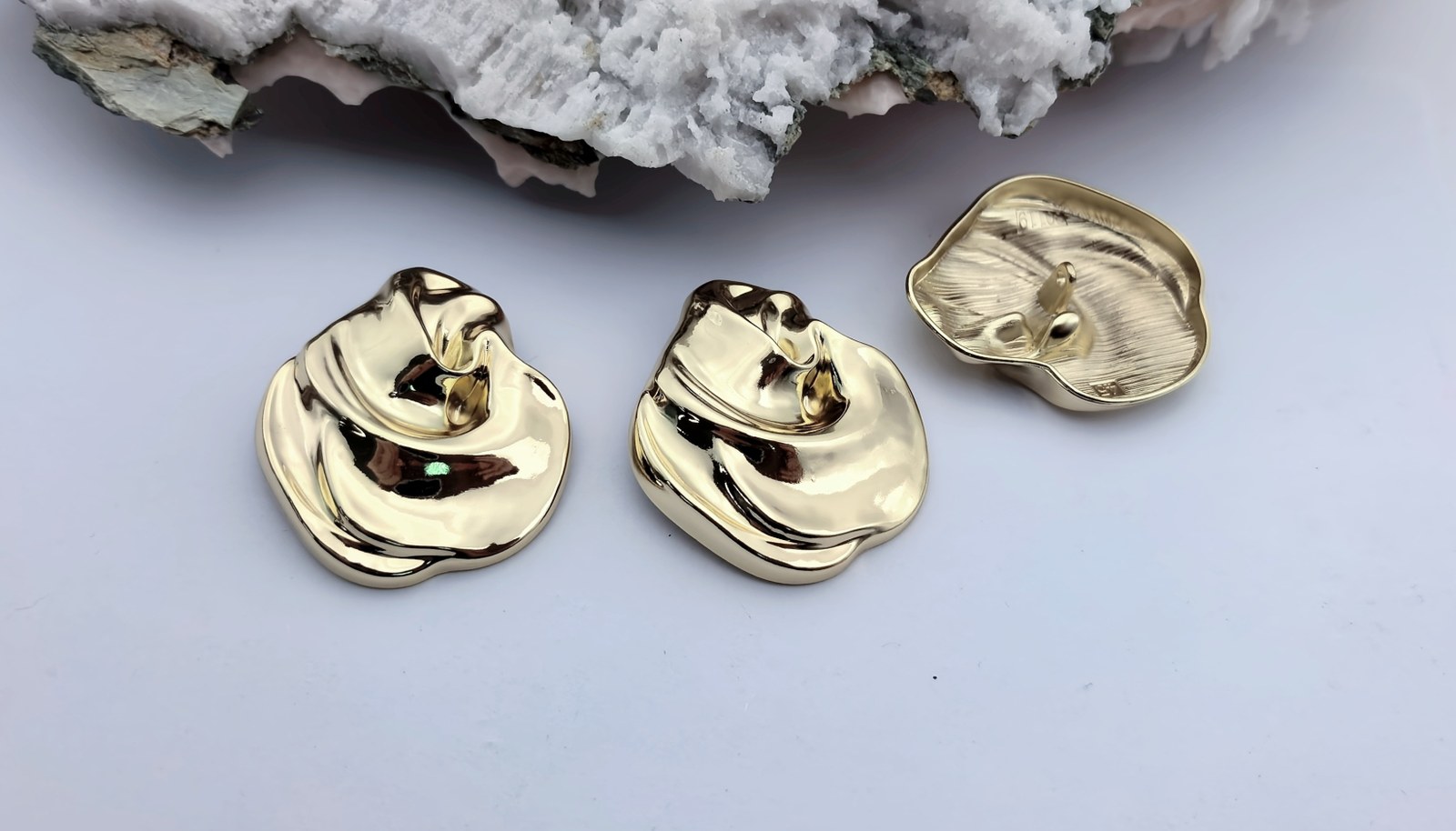 Statement Sew-on Button F80119-45
