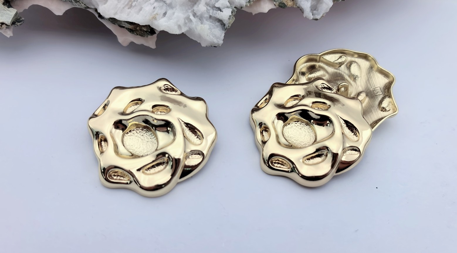 Statement Sew-on Button F80120-45