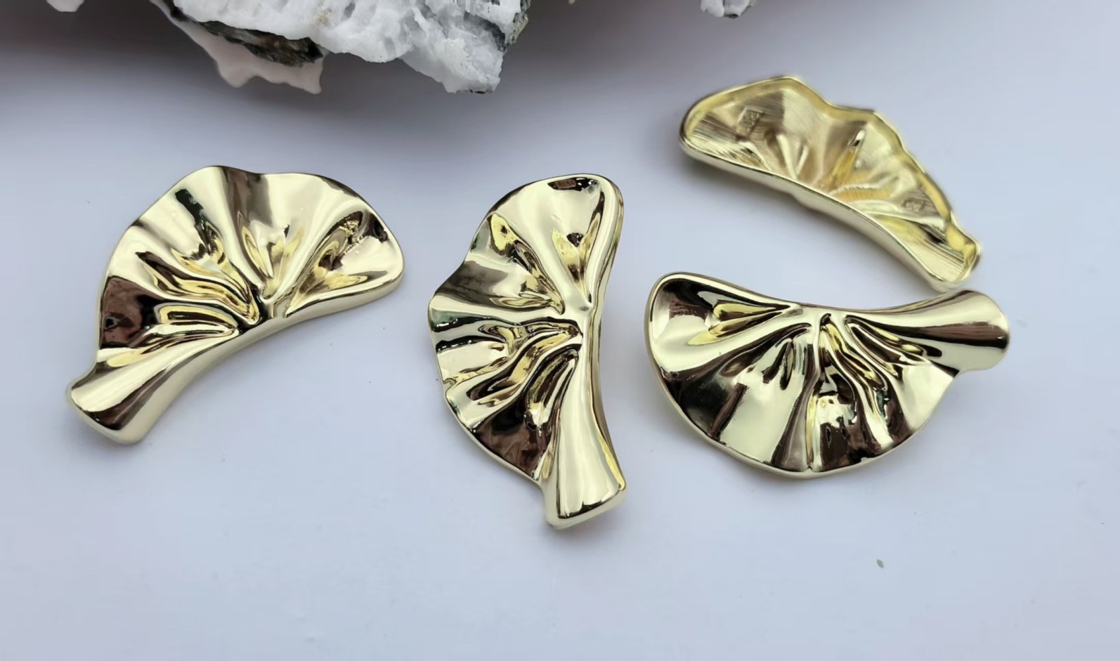 Statement Sew-on Button F80133-48